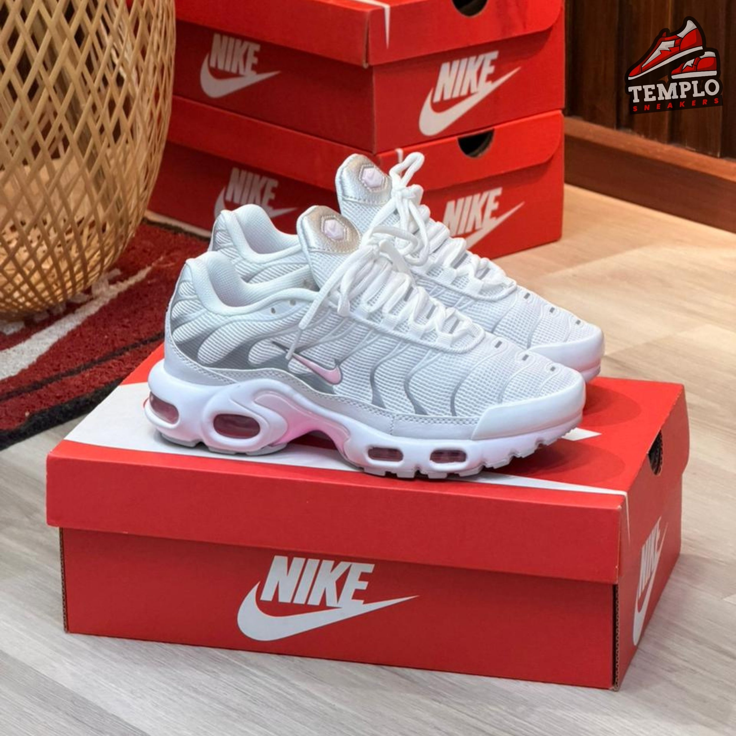 NIKE TN BLANCA ROSA