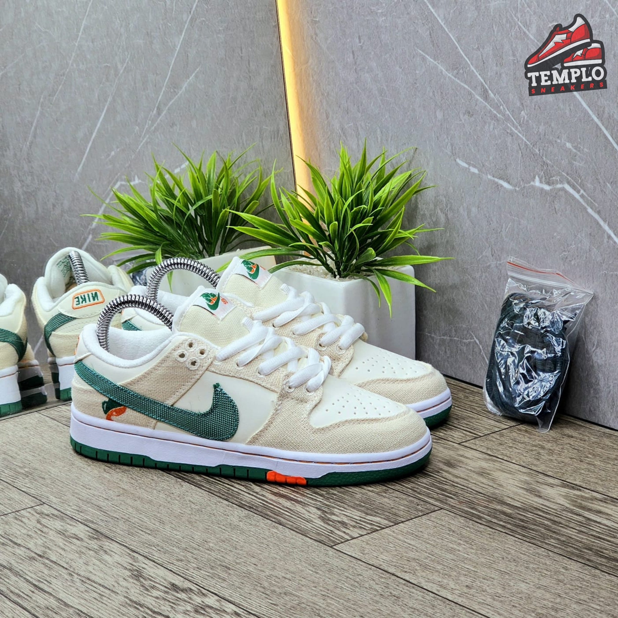 NIKE SB DUNK JARRITOS