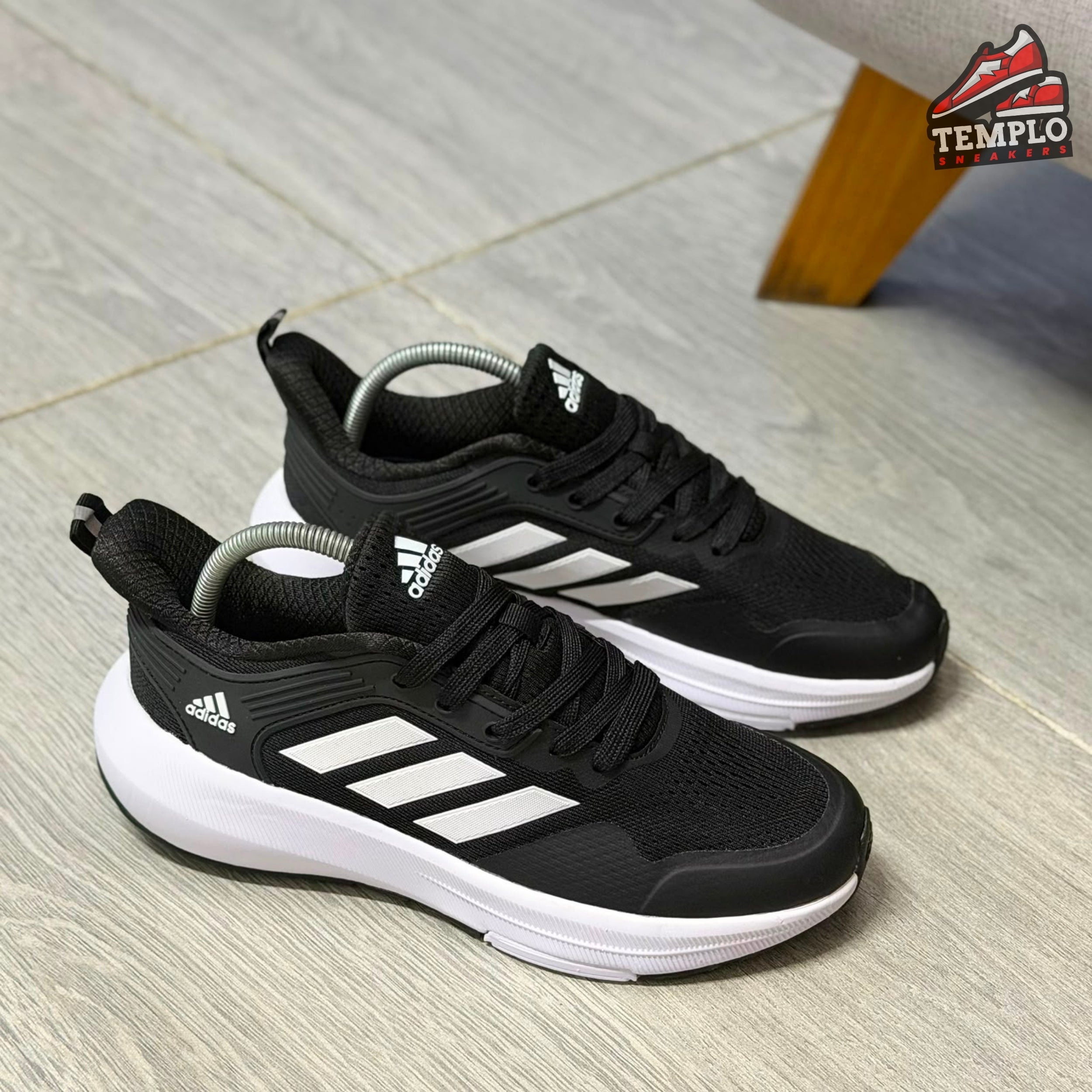 ADIDAS BOUNCE NEGRA BLANCA