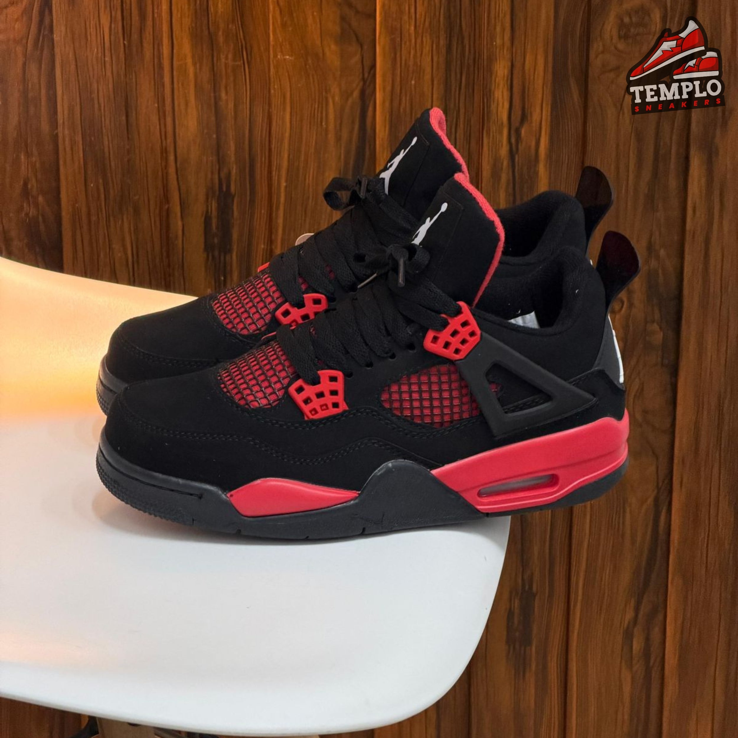 JORDAN RETRO 4 NEGRA ROJA