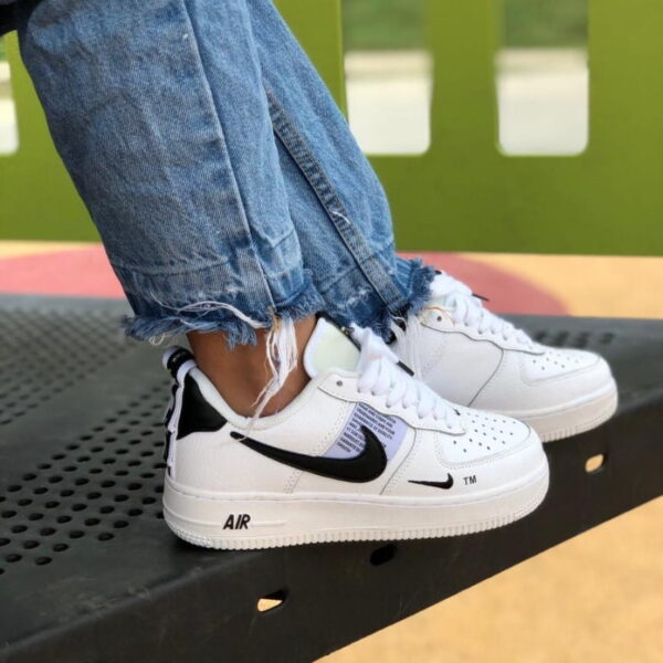 AIR FORCE ONE LV8 UTILITY