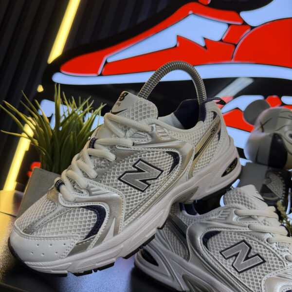 NEW BALANCE 530 BLANCA AZUL