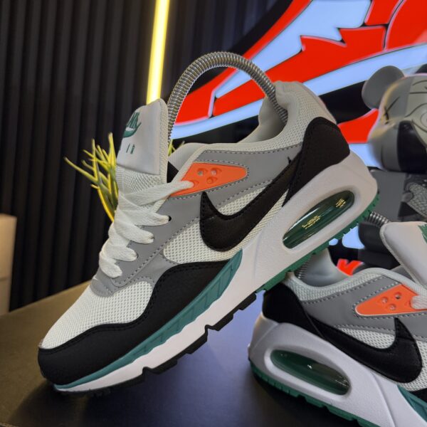 NIKE CORRELATE BLANCA VERDE