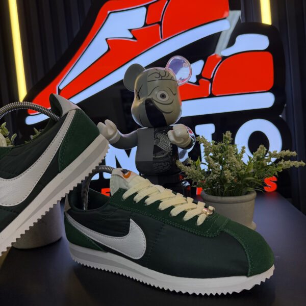 NIKE CORTEZ VERDE BLANCA
