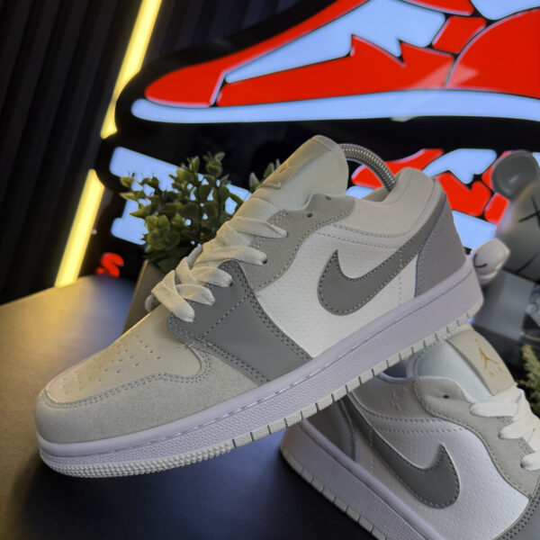 JORDAN RETRO 1 PARIS