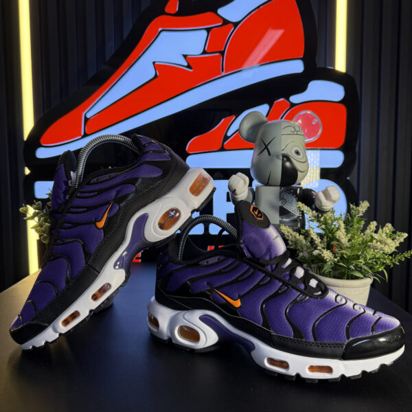 NIKE TN BLANCA MORADA