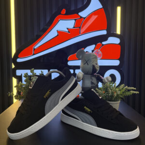 PUMA SUEDE NEGRA BLANCA GRIS