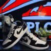 JORDAN RETRO 1 NEGRA BLANCA CHAROL