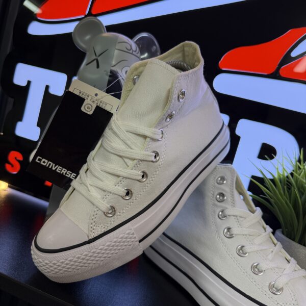 CONVERSE BLANCA BOTA