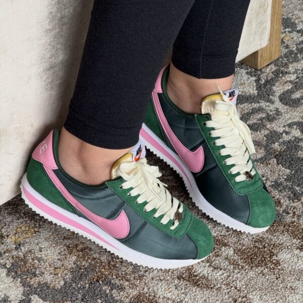 NIKE CORTEZ VERDE ROSA