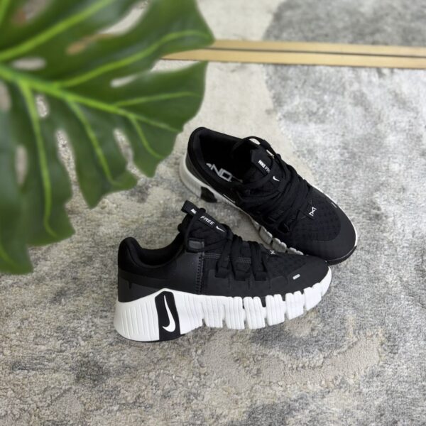 NIKE METCON NEGRA BLANCA HOMBRE Y DAMA NIKE METCON NEGRA BLANCA