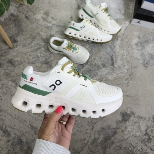 ON CLOUD BLANCA VERDE