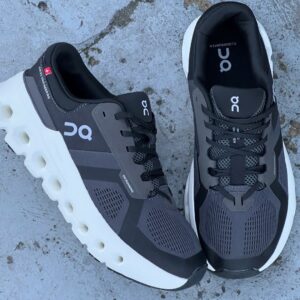 ON CLOUD NEGRA BLANCA