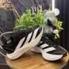 ADIZERO NEGRA BLANCA