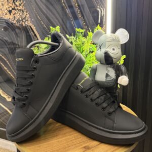 ALEXANDER MCQUEEN NEGRA