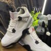 JORDAN RETRO 4 BLANCA NEGRA