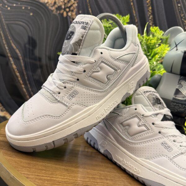 NEW BALANCE 550 BLANCA GRIS