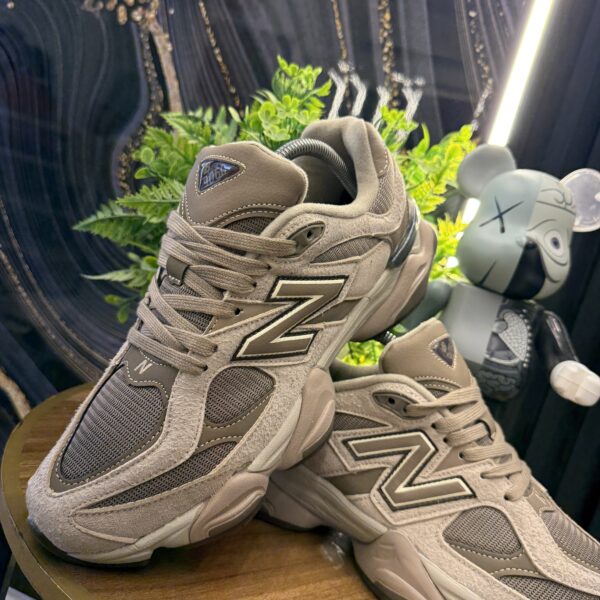 NEW BALANCE 9060 CAFE