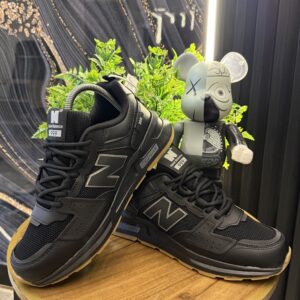 NEW BALANCE 999 NEGRA