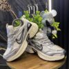 NIKE CUSHION GRIS BEIGE